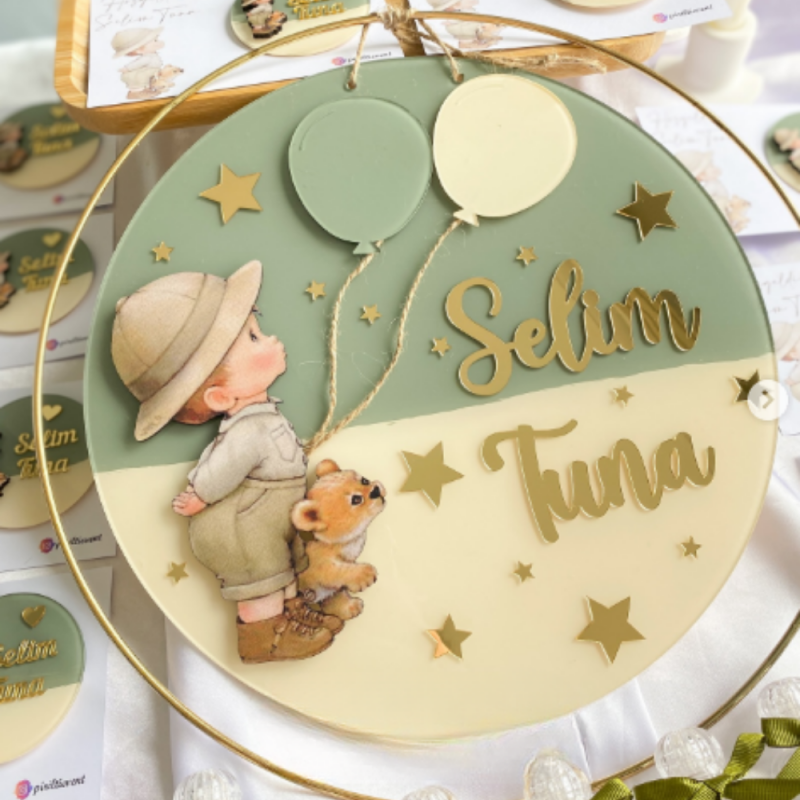 Bebek Kapı Süsü – Tatlı ve Şık Tasarım