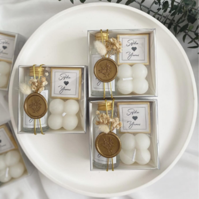 Buble Mum Kolonya ve Çikolatalı Hediyelik 10 Adet
