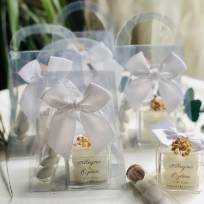 Tüp içerisinde badem şekeri buble mum çantalı hediyelik